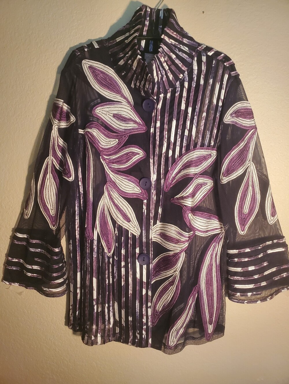 🦋CHICO'S TRAVELERS SHEER FLORAL JACKET     SIZE 1              EUC